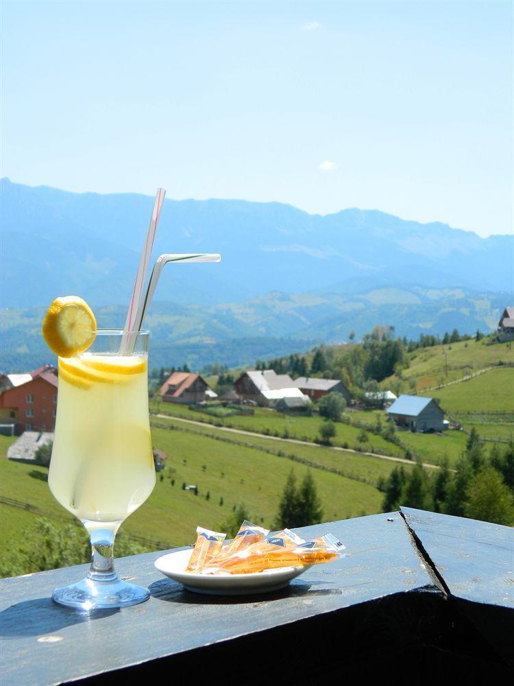 Nobillis - Carpathian Residence Peştera Buitenkant foto